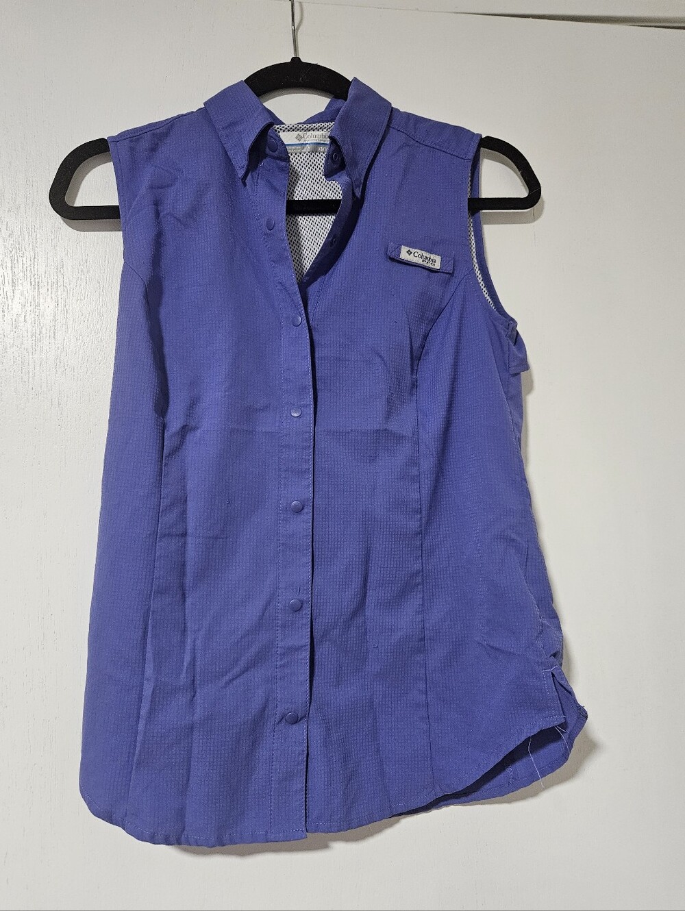 Columbia PFG Sleeveless Snap Button Trail Fishing Shirt XS Purple Fabric Snags